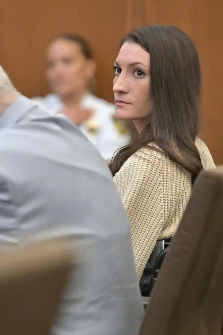 MISTRIAL DECLARED IN LINDSAY CLANCY CASE AFTER JURY DEADLOCKS 11 TO 1