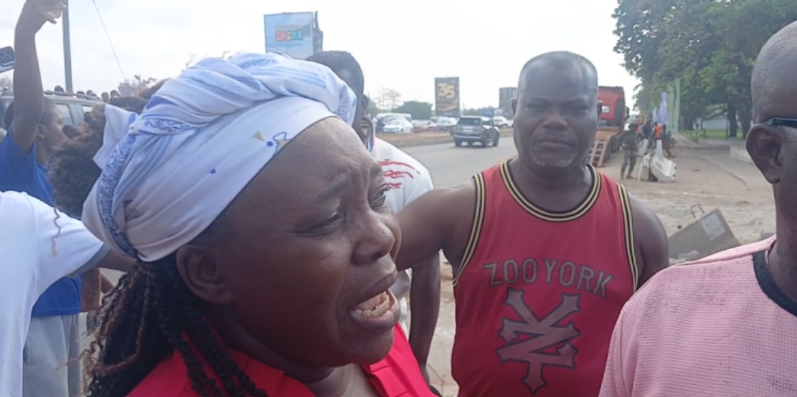 MILITARY DEMOLITION UNDERWAY AT LA BEACH AS MP CONFRONTS PERSONNEL