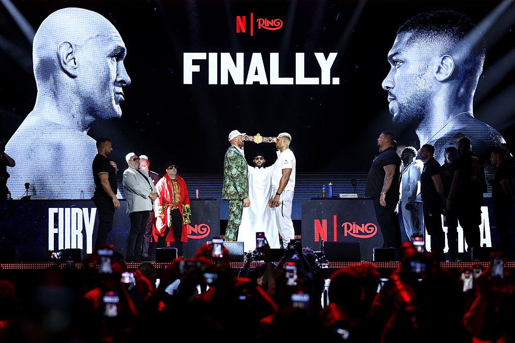 FURY–JOSHUA FIGHT SELLS OUT 80,000 TICKETS IN ONE HOUR AS MORE THAN 500,000 FANS QUEUE